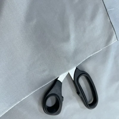 taffet&agrave; seta grigio perla chiaro