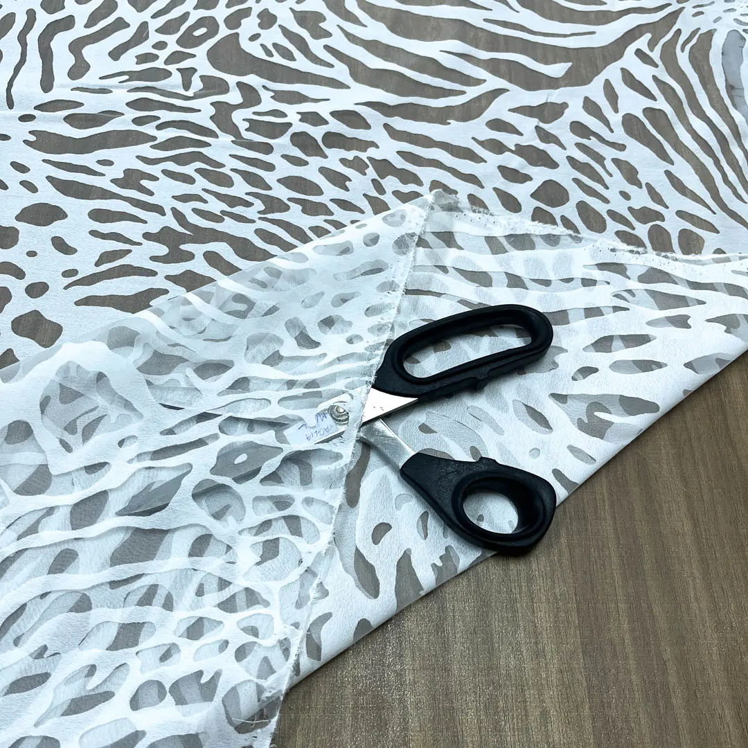 Tendaggio effetto devorè fantasia astratta – bianco (4)