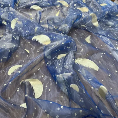 Tende organza con luna e stelle in oro - var blu (6)