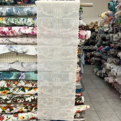 Tendina ricamata a cuori stile shabby 1