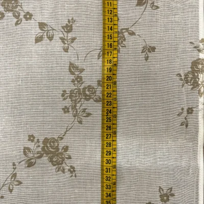 Tessuto per tende a vetro con motivo floreale 4