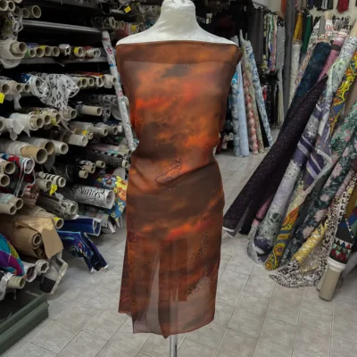 Tessuto seta motivo orientale e colori sfumati - arancione e marrone 7