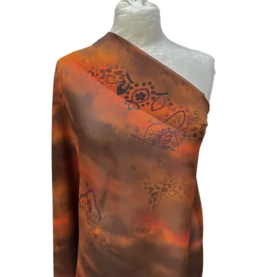 Tessuto seta motivo orientale e colori sfumati - arancione e marrone 8