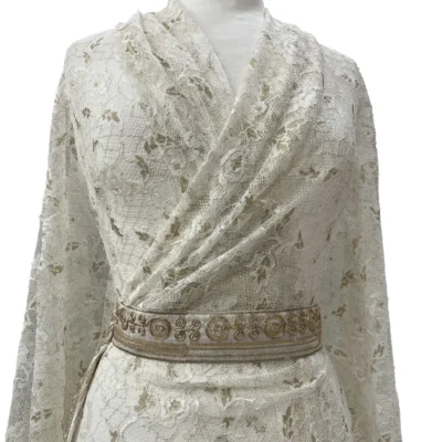 pizzo chantilly lurex oro 2