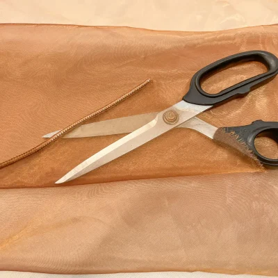 tessuto in organza per tende rame dorato (1)
