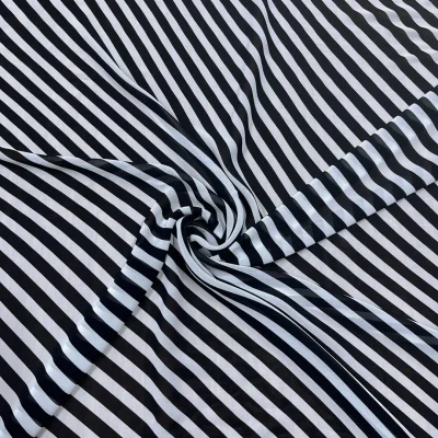 tessuto voile chiffon a righe oblique bianche nere (8)