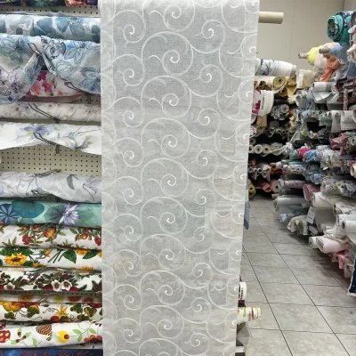 Tessuto per tende a vetro con ricamo raffinato 1