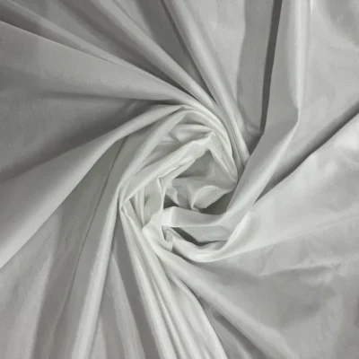 Tendaggio in raso satin bianco tinta unita (4)