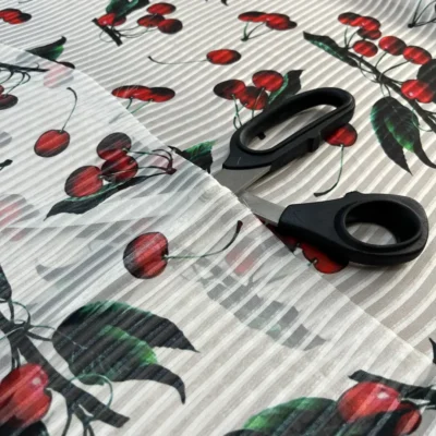 Scampoli di voile jacquard rigato stampa ciliegie 5