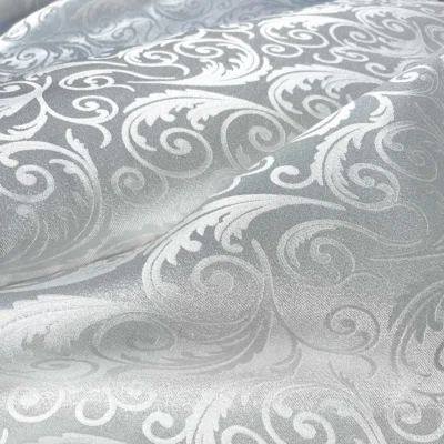 Tessuto multiuso damascato argento con lam&egrave; (2)