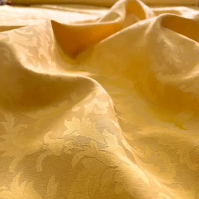 Tessuto da arredamento damascato con ghirigori giallo vivo - Alt.280cm