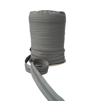 Cerniera lampo multiuso da 5 mm di plastica grigia 3