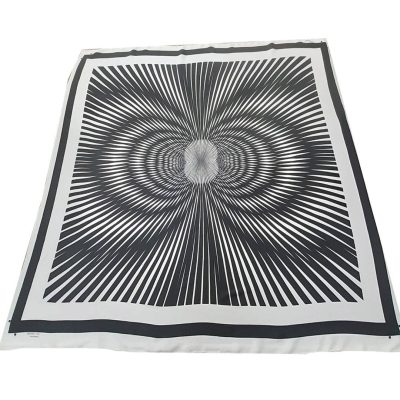 Pannello in poliestere effetto optical bianco e nero Alt.140 cm