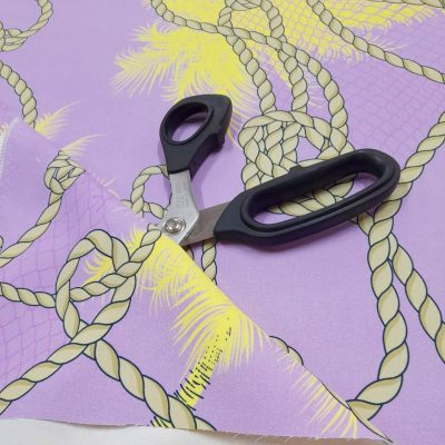 Tessuto bielastico lilla e giallo Alt.140 cm