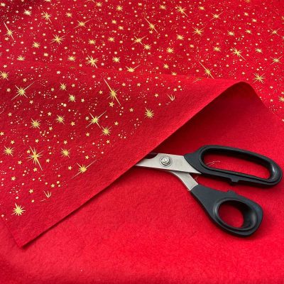 Pannolenci cielo stellato rosso rubino con stelline dorate in lurex 4