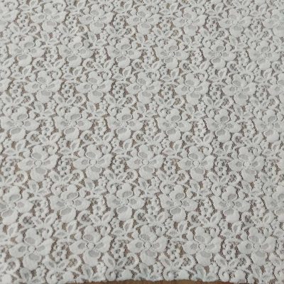 Tulle ricamato con pizzo floreale bianco naturale 3