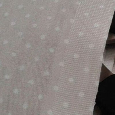 Rasatello di cotone motivo pois bianco - tortora Alt.300 cm