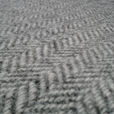 Tessuto per abiti lana spinato - col. bianco e grigio