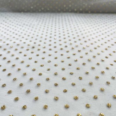 Tulle bianco con pois dorati 4