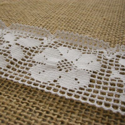 Balza di pizzo motivo floreale - bianco