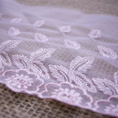 Balza in pizzo floreale - rosa