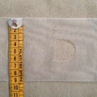 Nastro arricciatenda forato per passaggio bastone - bianco