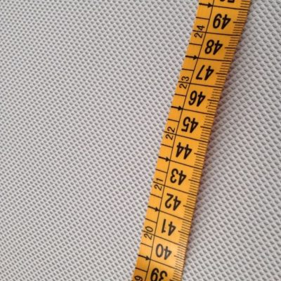 Maglina per abiti a rete - bianco Alt.140cm