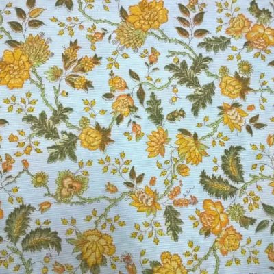 Tessuto in misto cotone fantasia fiori ad effetto vintage bianco e giallo 1