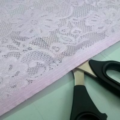 Tessuto in pizzo a rete fantasia a fiori - rosa 3