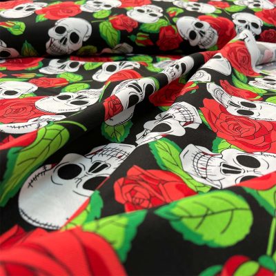Tessuto teschi e rose multicolor 5
