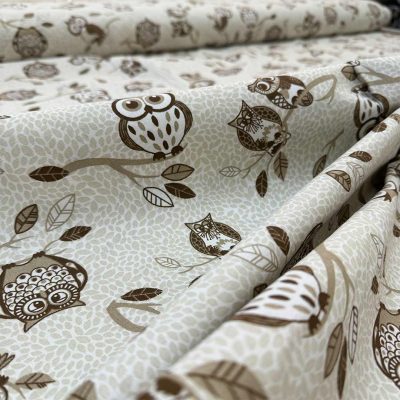 Cotone motivo gufi beige e marrone 1