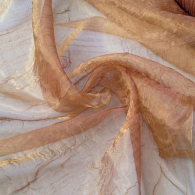 Tendaggio in organza effetto stropicciato dorato - giallo sabbia