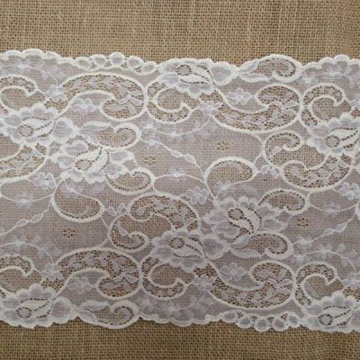 Balza in pizzo in rete con trama floreale - bianco