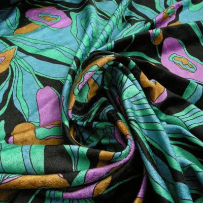 Tessuto in velluto con fantasia a fiori astratti colorati - sfondo nero