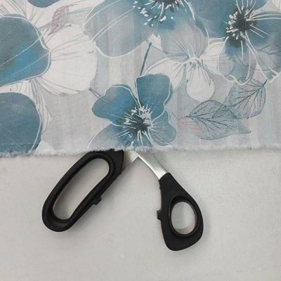 Tessuto tovagliato Bottaro a fiori effetto disegno 2