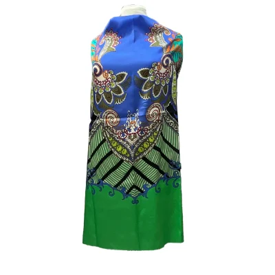 Scampolo di tessuto in raso di seta fantasia esotica mannequin 13