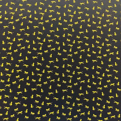 Cr&egrave;pe di pura seta fantasia ghepardi su sfondo nero 1