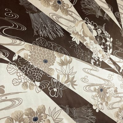 Raso di pura seta alta moda con fantasia geometrica e floreale 5