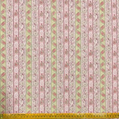 Tessuto in cotone con fantasia floreale baby rosa e verde 1