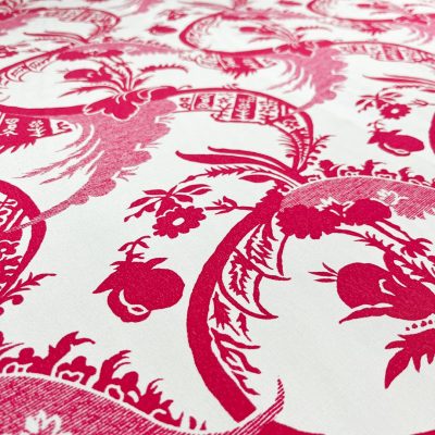 Tessuto in seta made in italy fantasia ghirigori floreali su bianco 2