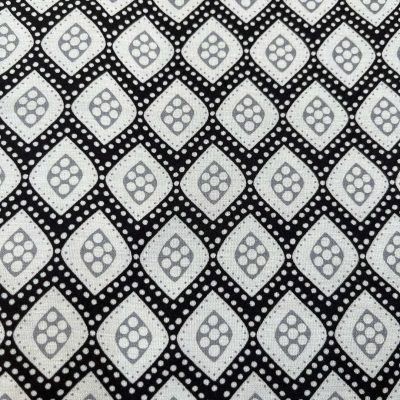 Raso di seta made in italy fantasia geometrica bianca nera 5