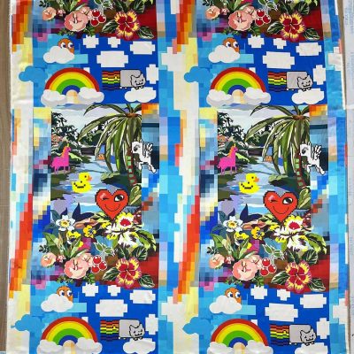 Scampolo di raso di seta fantasia arcobaleno videogiochi e meme 7