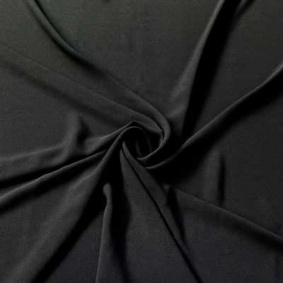 Tessuto in crepe di viscosa nera 3