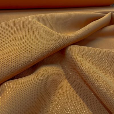 Tessuto tecnico felpato effetto rete colore ocra 3