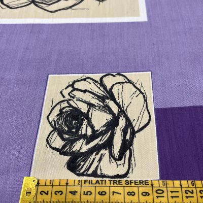 Tessuto fantasia effetto collage con rose colori freddi 4