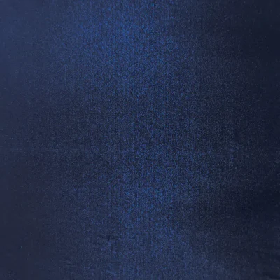 Maglina bielastica blu scuro con riflessi luminosi 1