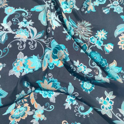 Scampolo alta moda stile floreale in raso leggero di pura seta made in italy 4