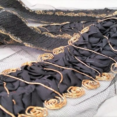Balza in tulle con inserti dorati nero 1