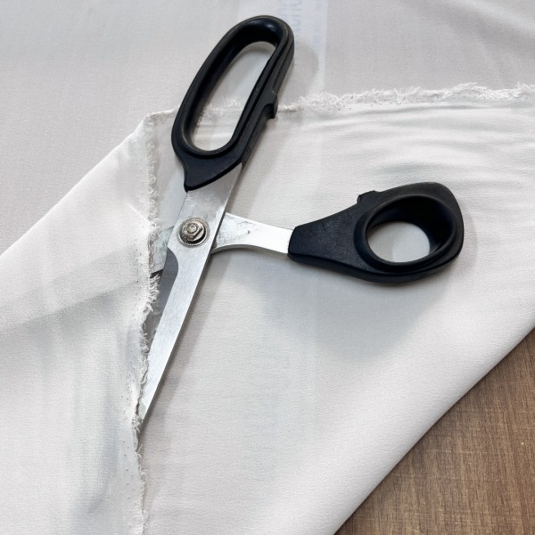 Crepe di seta Made in Italy bianco naturale - Alt.140 cm - immagine 3