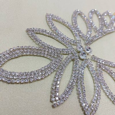 Decorazione per abbigliamento termoadesivo con diamanti